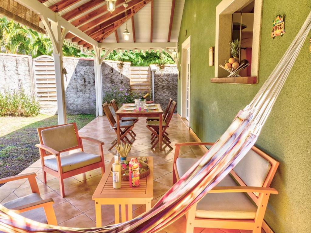 Coquette Villa Du Cap Est Le François Exterior foto