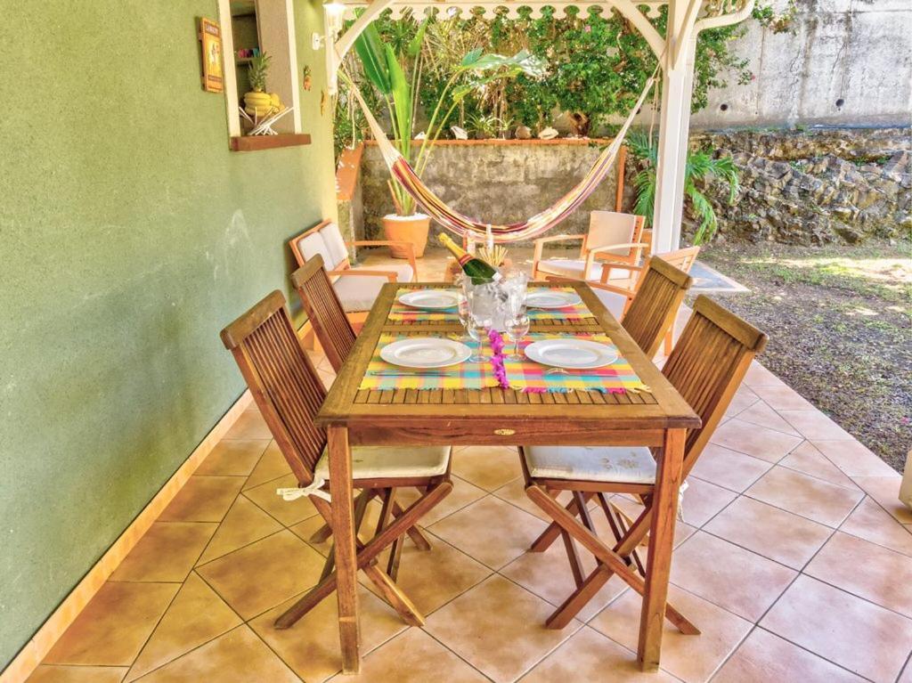 Coquette Villa Du Cap Est Le François Exterior foto